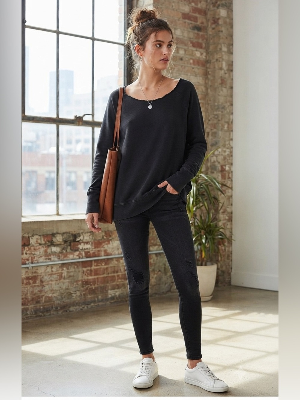 aerie Black Crewneck Sweatshirt / tunic  sooo soft. Size small